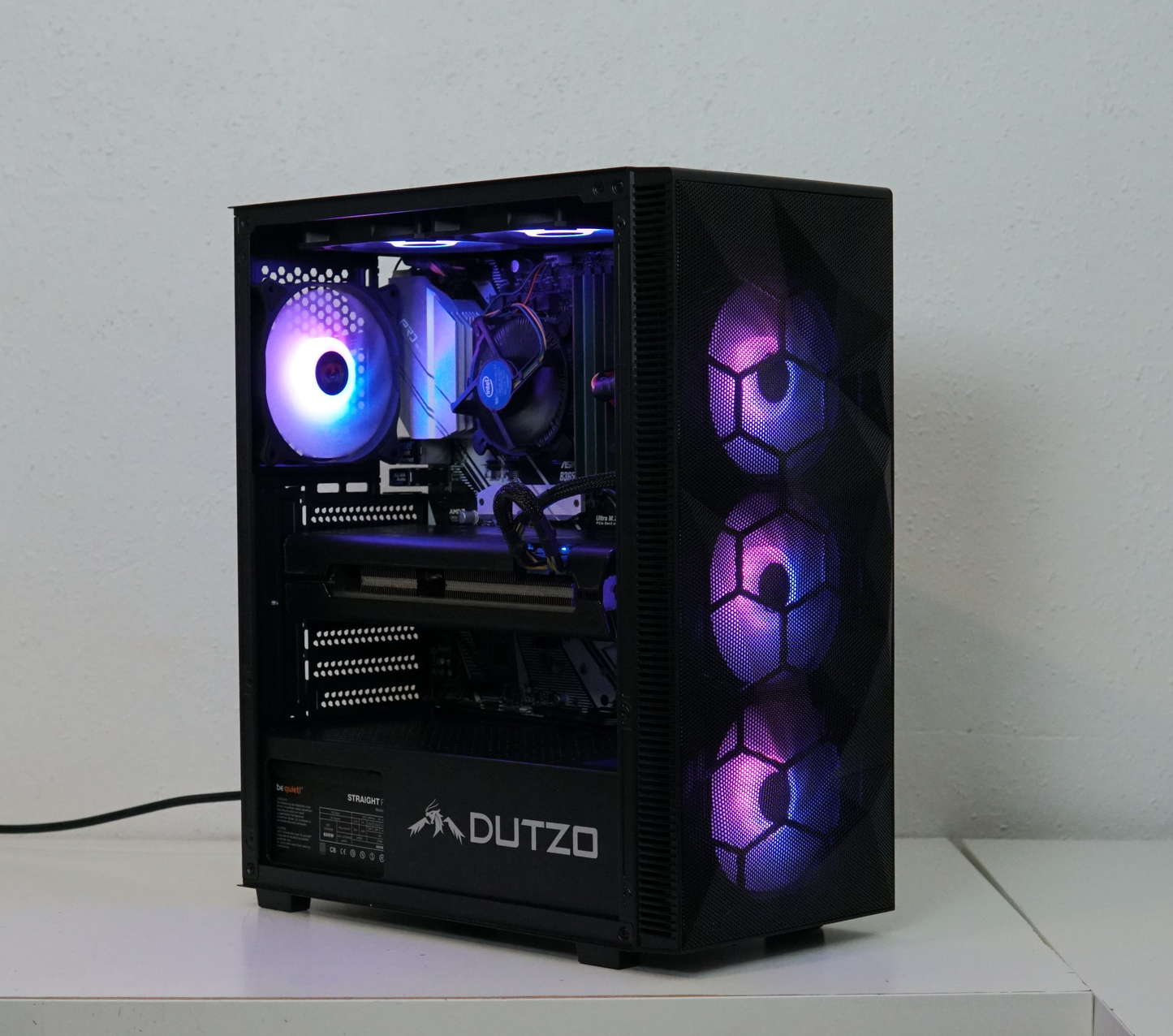 Gaming PC - Intel i5 8500 - RX 5700 - 16GB RAM - SSD - WLAN - Garantie