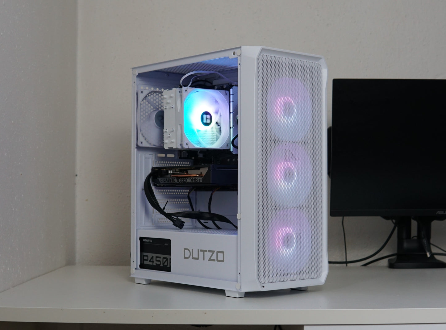 Gaming PC (NEU) - Ryzen 5 5500 - RTX 5050 - 16GB RAM - SSD - 2 Jahre Garantie