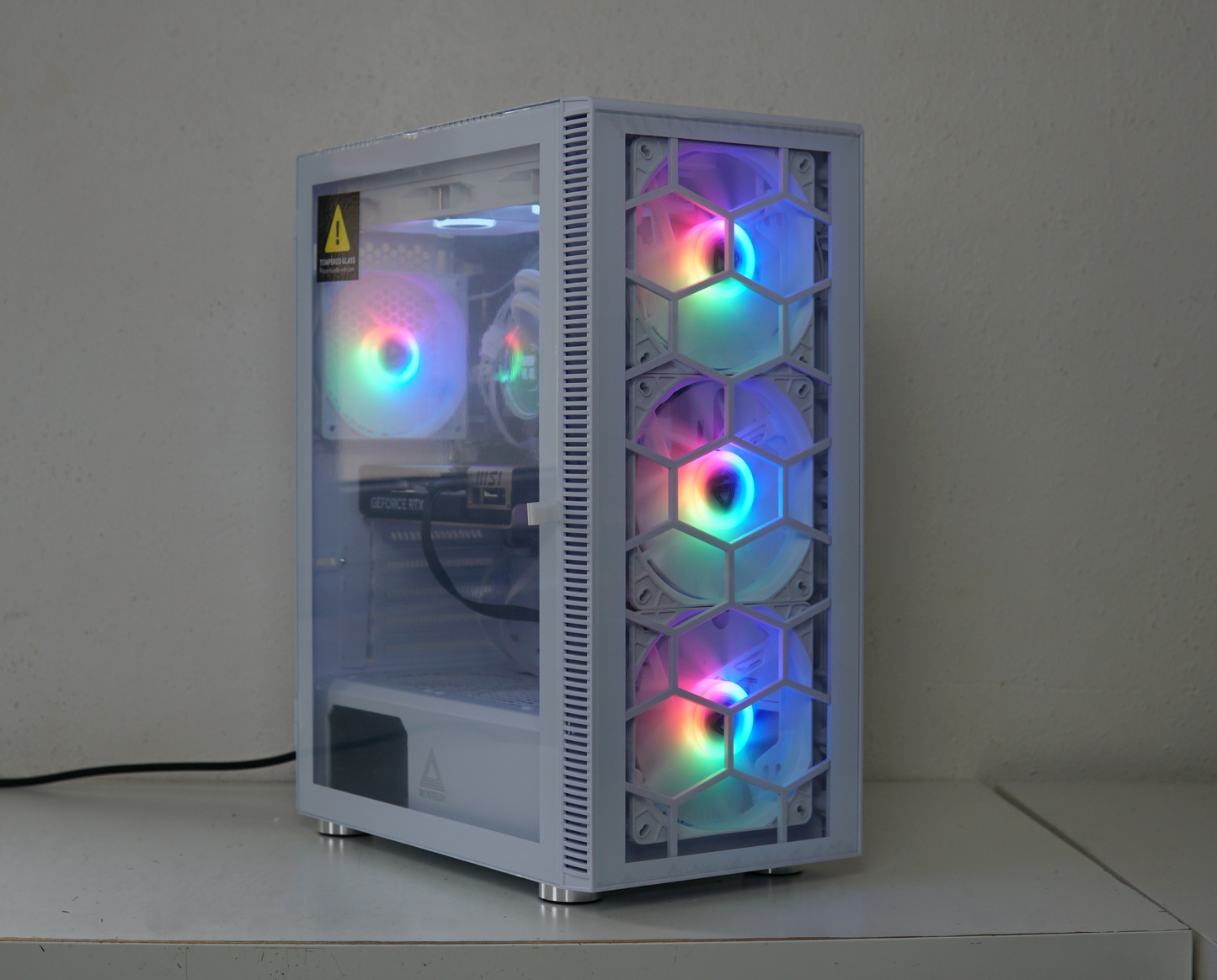 Gaming PC (NEU) - RTX 5060 - Ryzen 7 5700X - 16GB RAM - SSD - WLAN - 2 Jahre Garantie