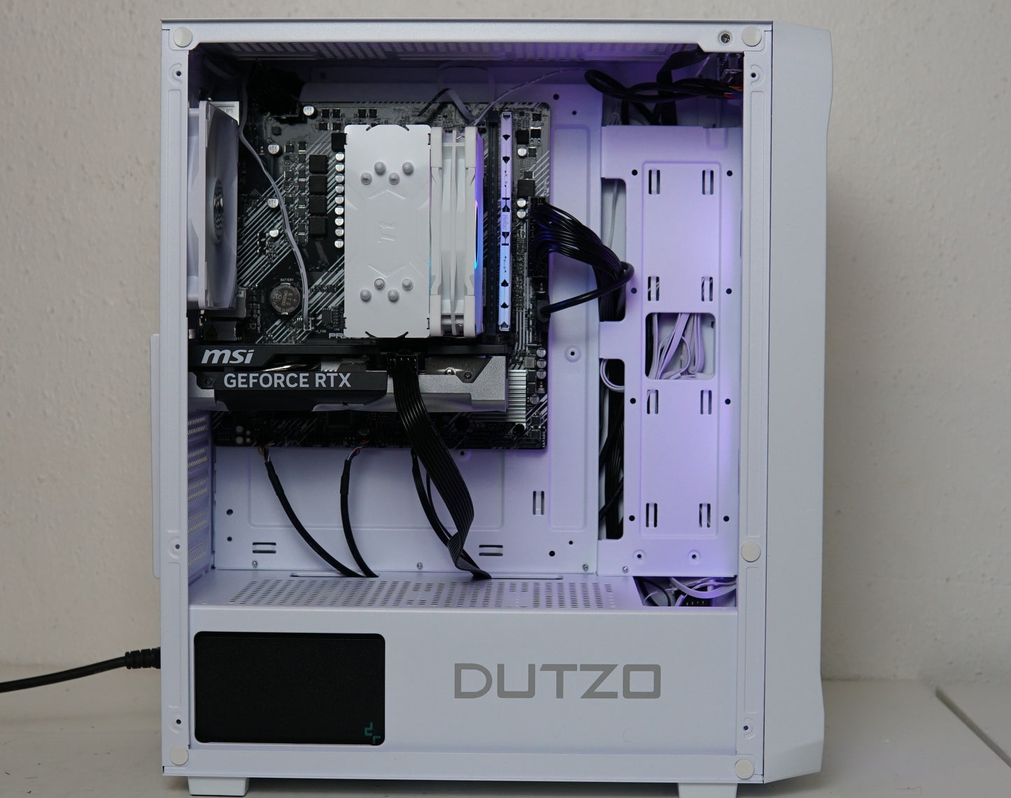 Gaming PC (NEU) - Ryzen 7 5700X - RTX 5060 - 16GB RAM - SSD - 2 Jahre Garantie