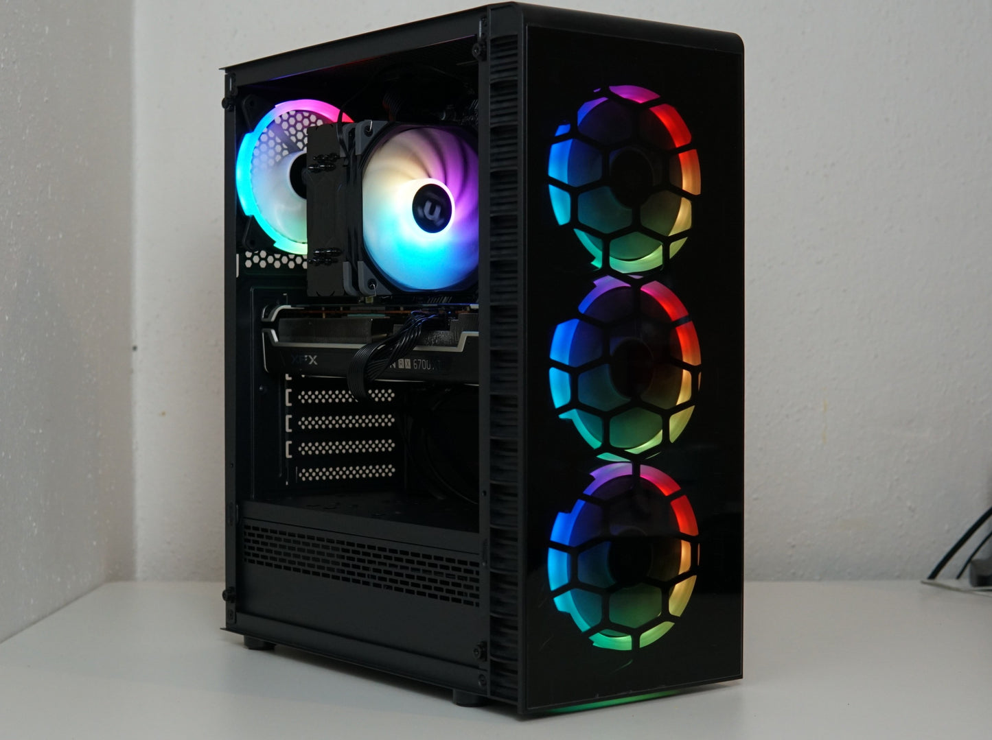Gaming PC - Ryzen 7 5700X - RX 6700 XT - 16GB RAM - SSD - Garantie