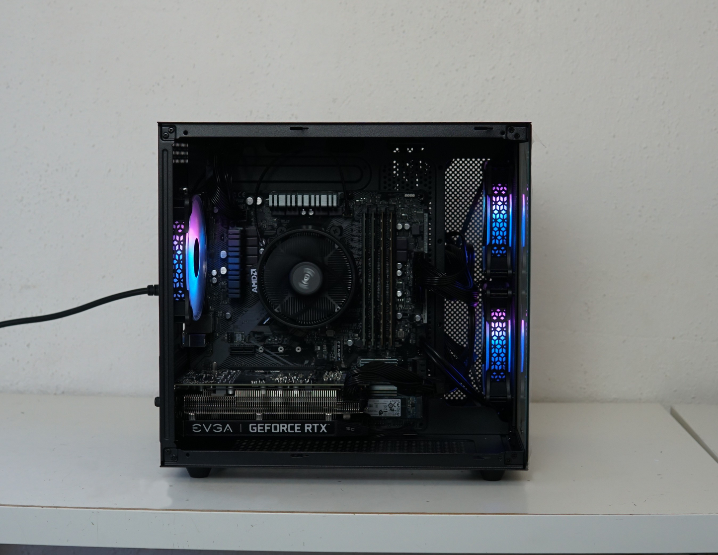 Gaming PC - Ryzen 7 2700X- RTX 2060 - 16GB RAM - SSD - HDD - WLAN - Garantie