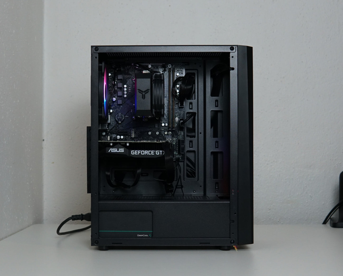 Gaming PC - Ryzen 5 3500 - GTX 1660 SUPER - 16GB RAM - SSD - Garantie