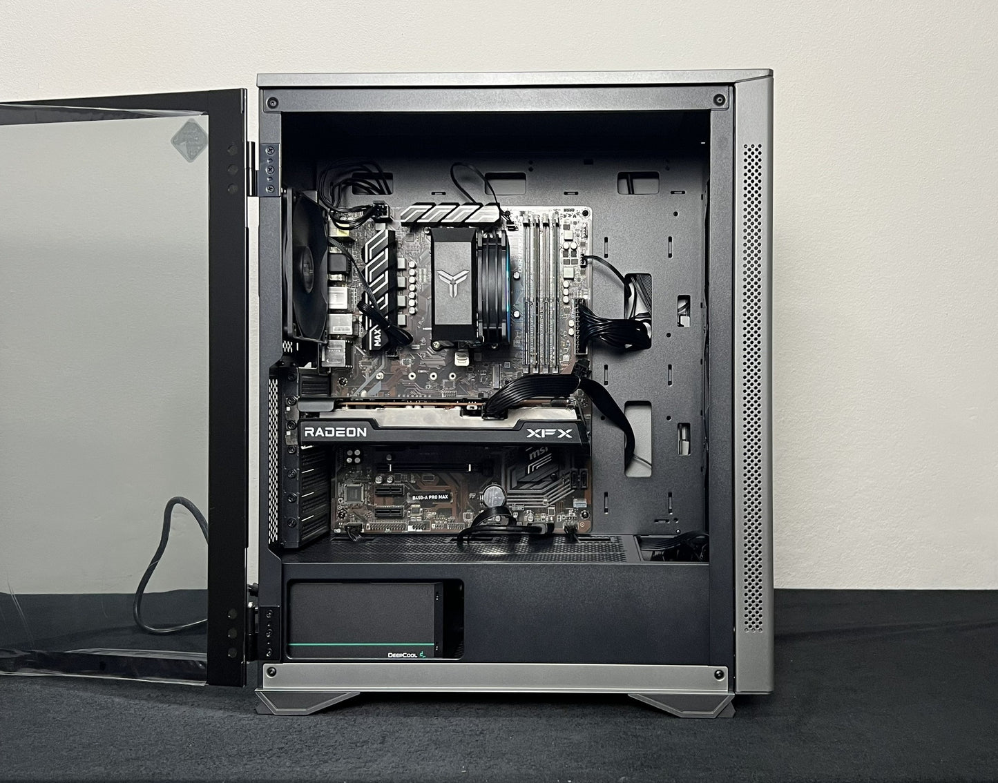 Gaming PC - Ryzen 5 3600 - RX 6600- 16GB RAM - SSD - Garantie