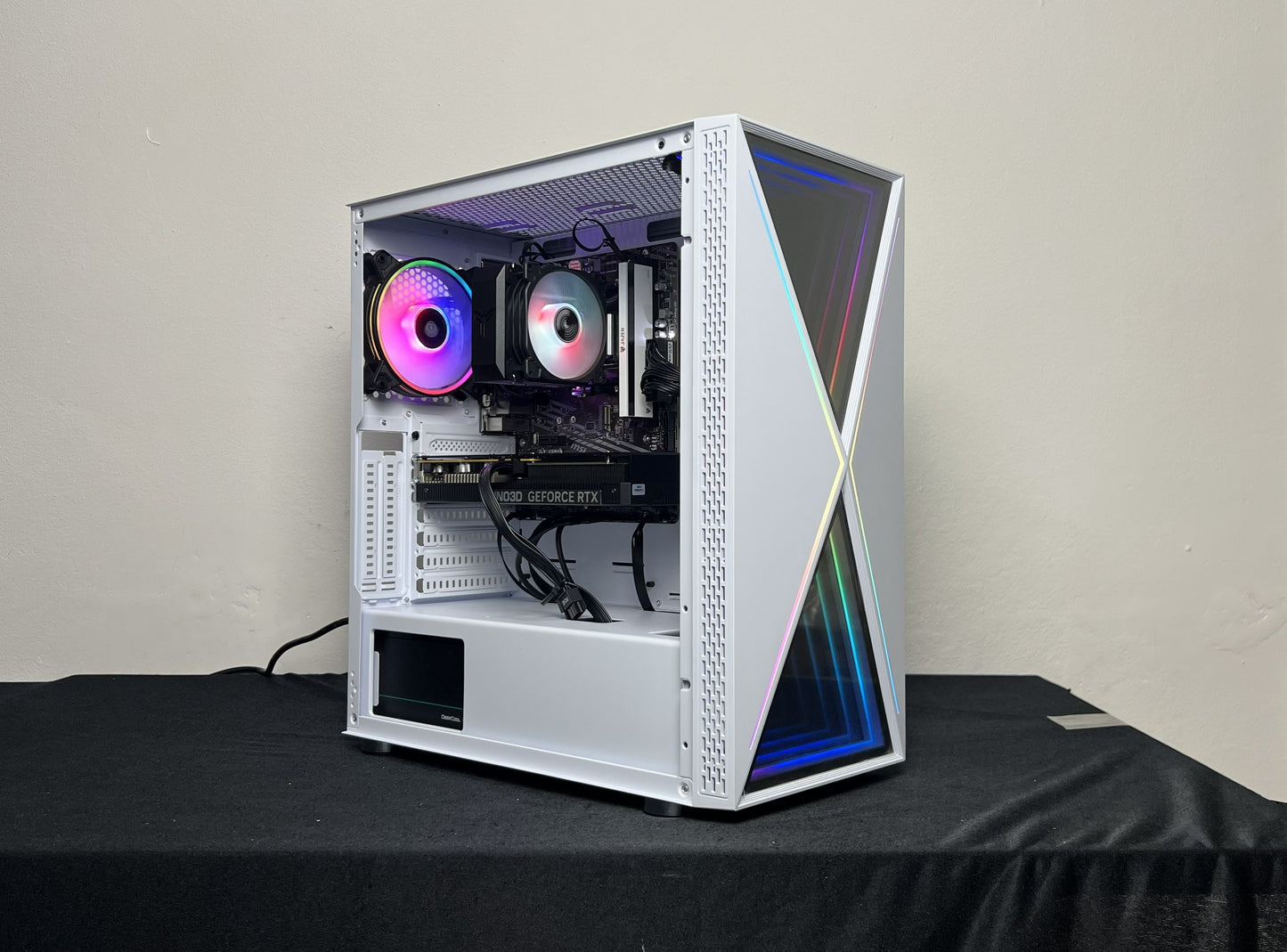 Gaming PC (NEU) – RTX 5060 | Ryzen 5 5500 - Weiß