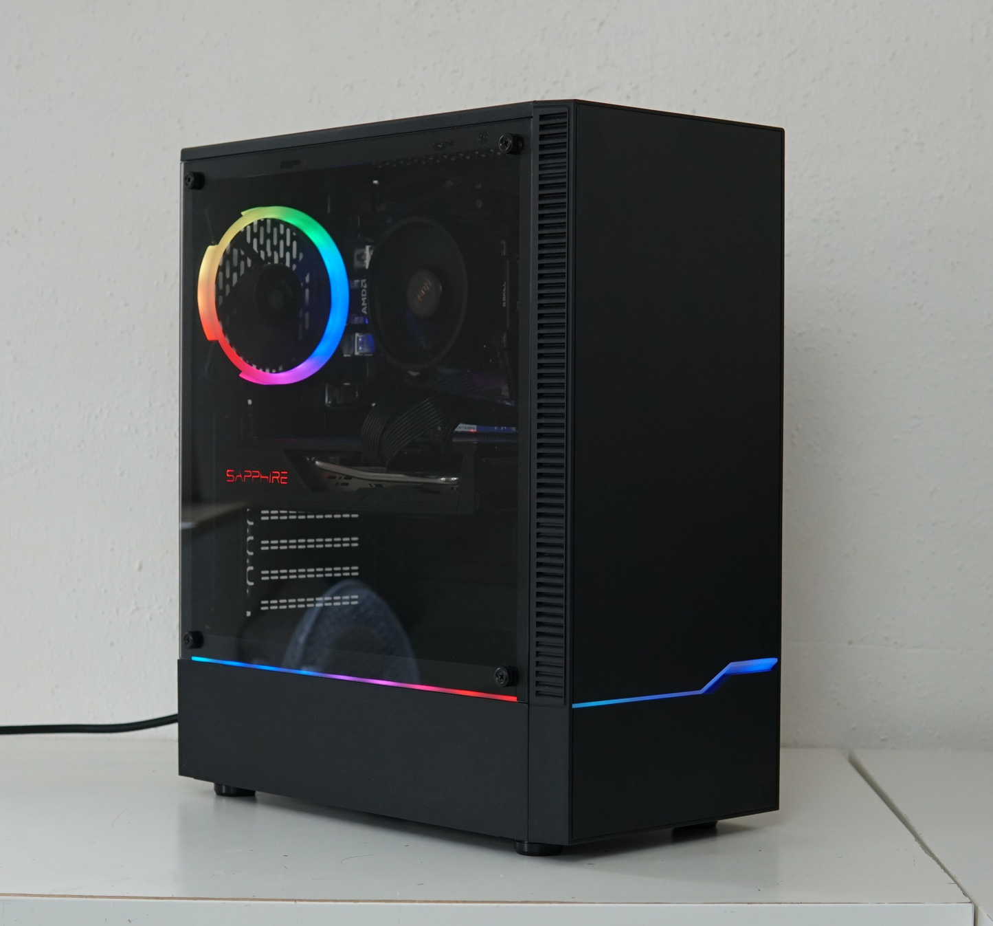 Gaming PC - Ryzen 5 5500 - RX 5700 - 16GB RAM - SSD - WLAN - Garantie