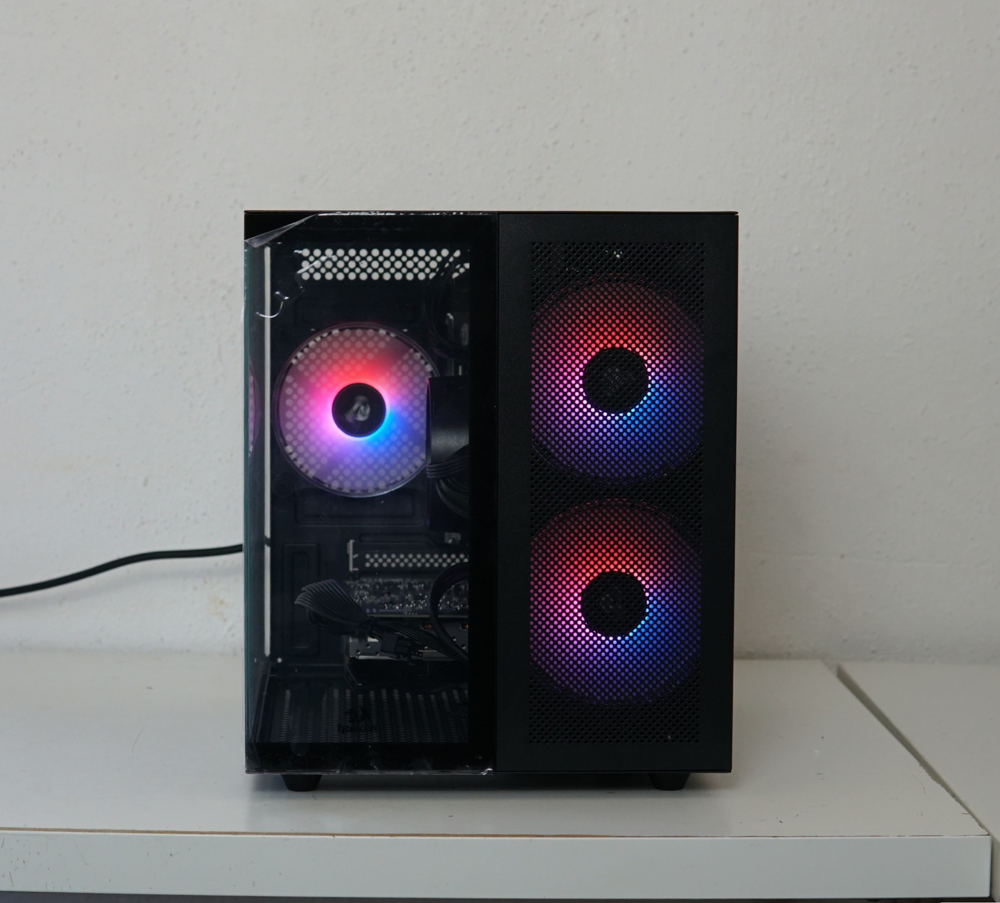 Gaming PC - Ryzen 7 2700X- RTX 2060 - 16GB RAM - SSD - HDD - WLAN - Garantie