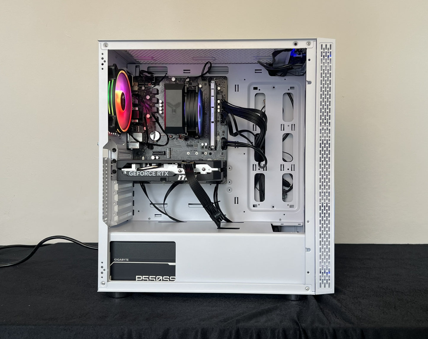 Gaming PC (NEU) – RTX 5060 | Ryzen 5 5500 - Weiß