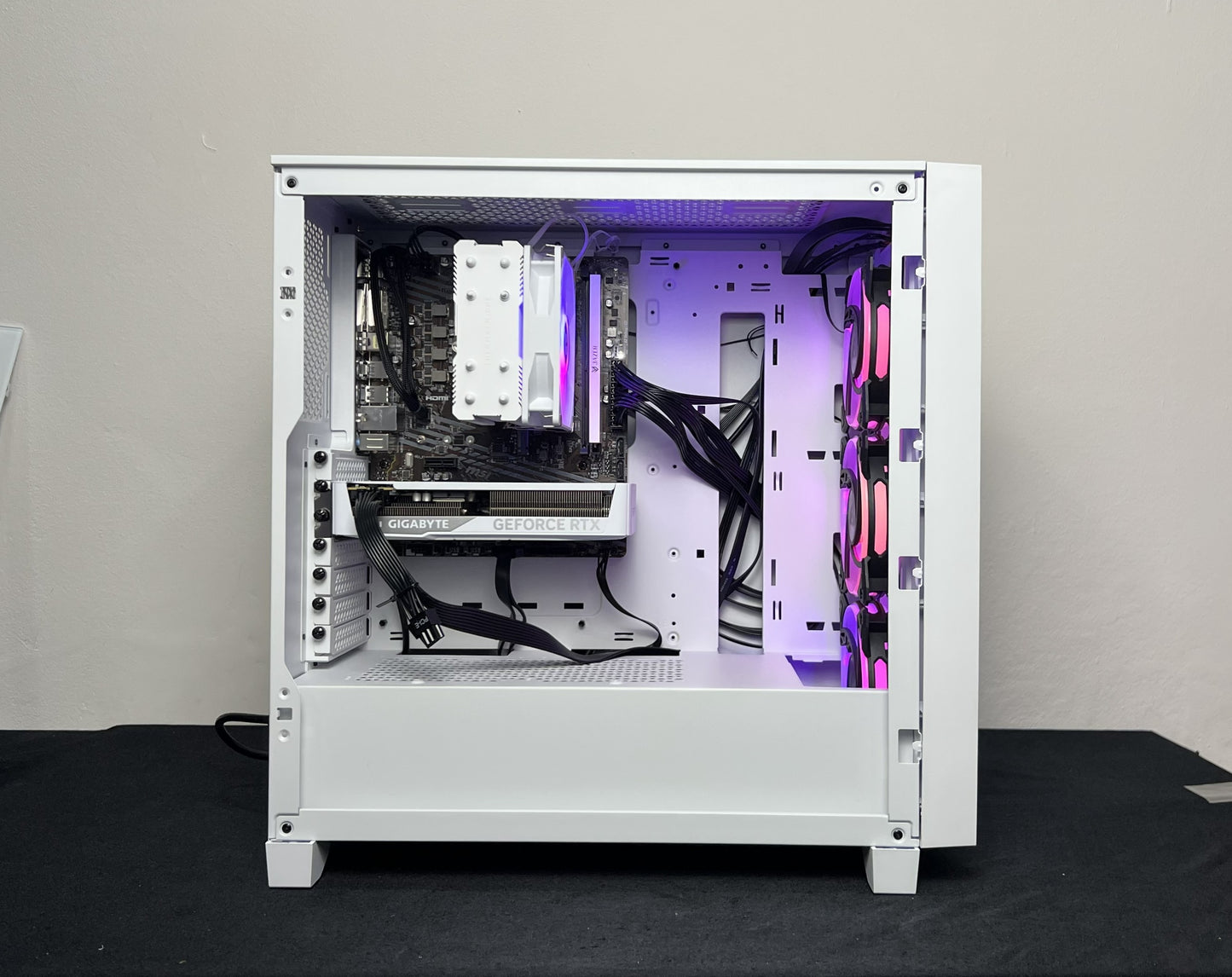 Gaming PC (NEU) – RTX 5060 | Ryzen 7 5700X - Weiß