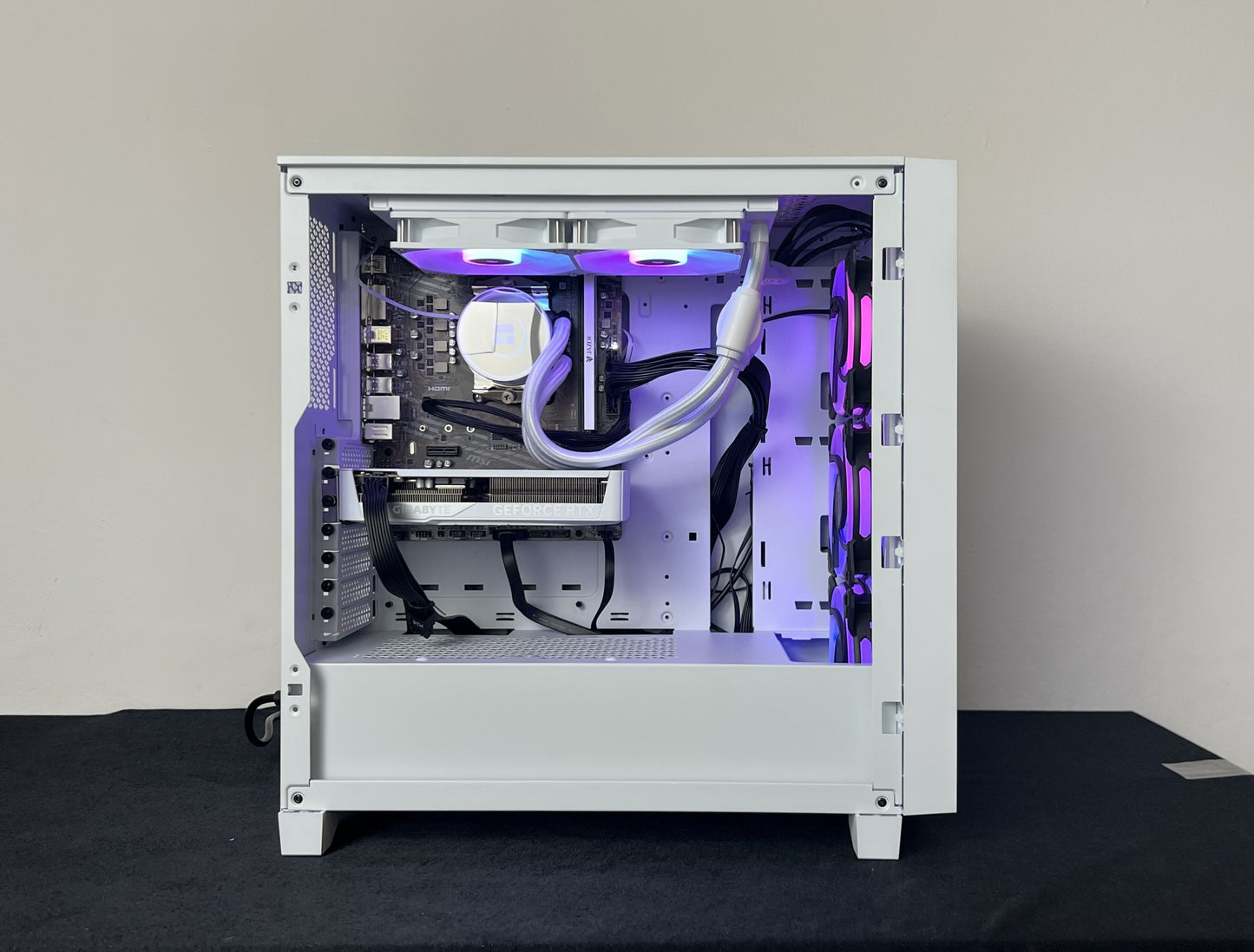 Gaming PC (NEU) – RTX 5060 | Ryzen 7 5700X - Weiß