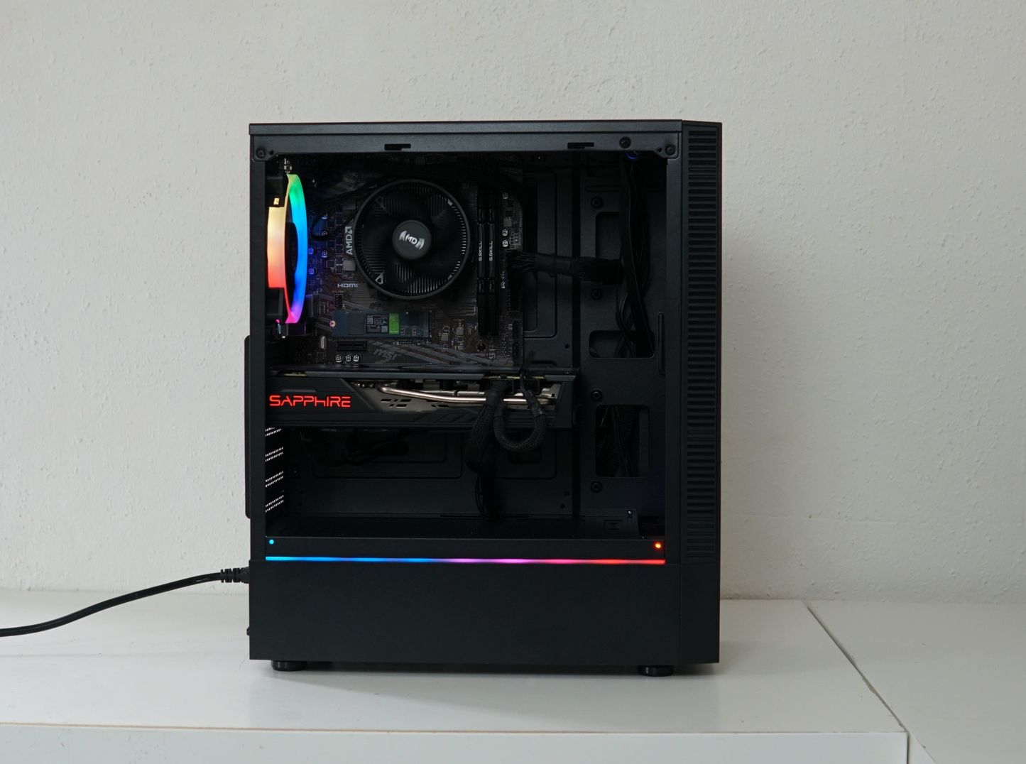 Gaming PC - Ryzen 5 5500 - RX 5700 XT - 16GB RAM - SSD - WLAN - Garantie