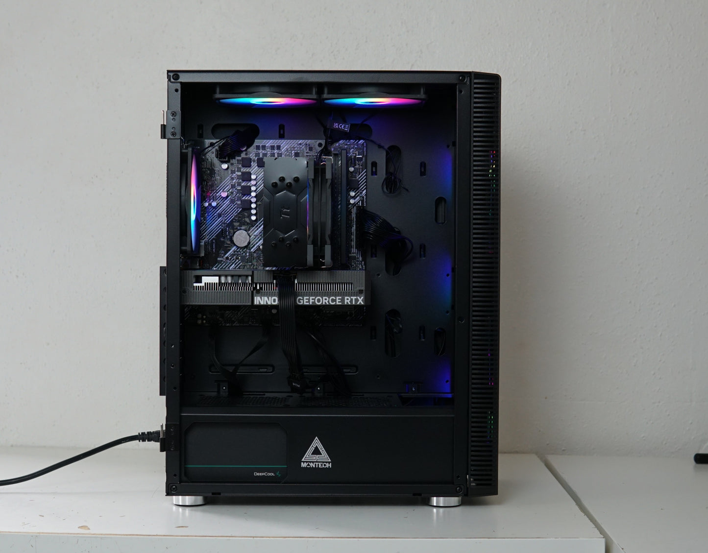 Gaming PC NEU - Ryzen 7 5700X - RTX 5060 - 16GB RAM - SSD - 2 Jahre Garantie