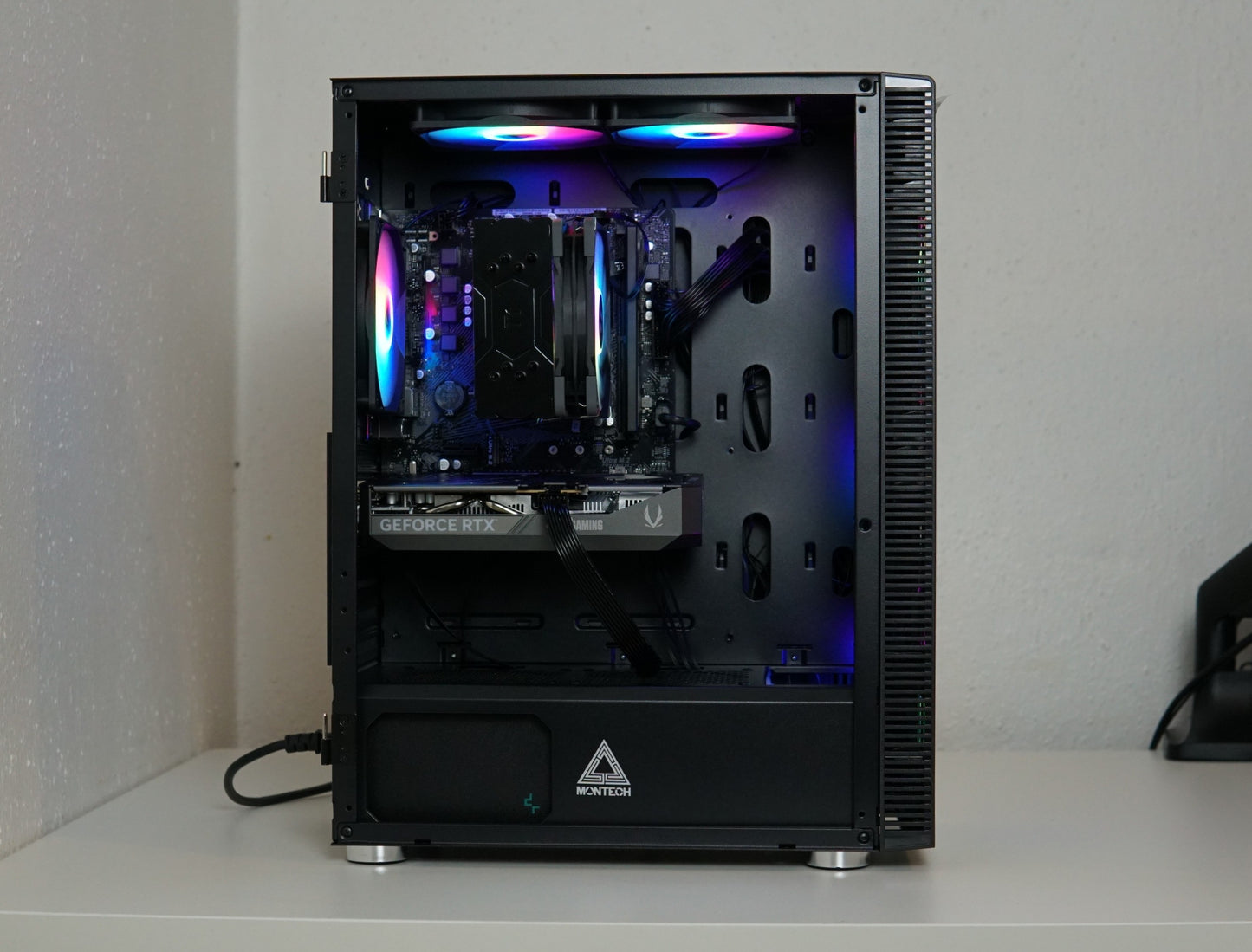Gaming PC NEU - Ryzen 7 5700X - RTX 5060 - 16GB RAM - SSD - 2 Jahre Garantie