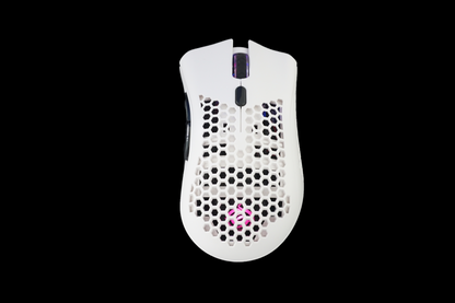 Gaming Setup - RGB Gaming Maus, Tastatur und Mousepad